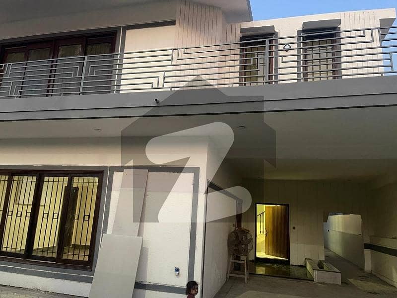 ڈی ایچ اے فیز 7 ڈی ایچ اے ڈیفینس,کراچی میں 6 کمروں کا 1 کنال مکان 4.25 لاکھ میں کرایہ پر دستیاب ہے۔ ڈی ایچ اے فیز 7 ڈی ایچ اے ڈیفینس,کراچی میں 6 کمروں کا 1 کنال مکان 4.25 لاکھ میں کرایہ پر دستیاب ہے۔