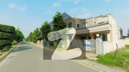 ڈریم گارڈنز فیز 1 ڈریم گارڈنز,ڈیفینس روڈ,لاہور میں 4 کمروں کا 10 مرلہ مکان 3.15 کروڑ میں برائے فروخت۔