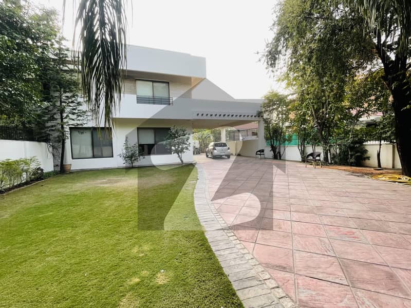 Stunning Luxury Home With Swimming Pool In F-6