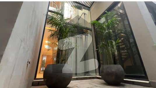 ایف ۔ 8/3 ایف ۔ 8,اسلام آباد میں 8 کمروں کا 1 کنال مکان 22.0 لاکھ میں کرایہ پر دستیاب ہے۔