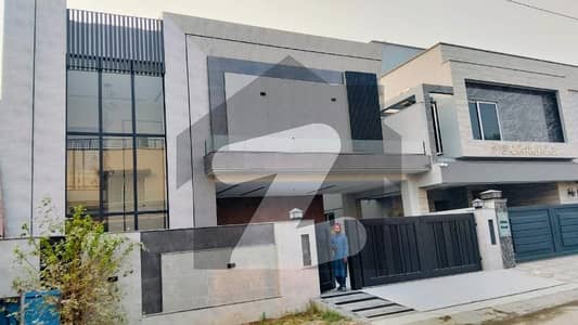 14 Marla Vvip Brand New House With Basement In Divine Gardens Hot Location Gated Society Air Port Road Lahore