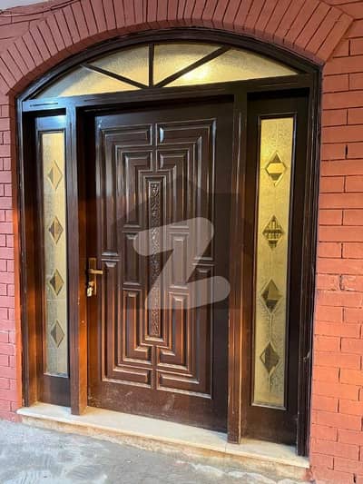 1 Kanal Upper Portion Available For Rent 1 Kanal Upper Portion Available For Rent