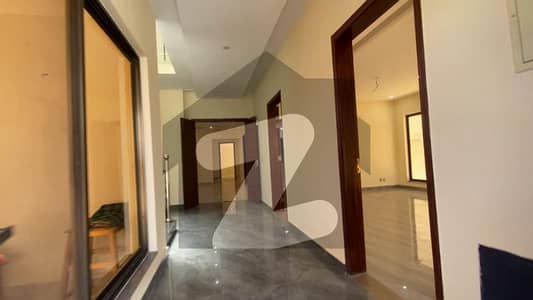 272sq yd 4 & 5 Bedrooms Luxury Villa FOR SALE. Adjacent to Jinnah Avenue, Easy access to Entrance facing GRAND MOSQUE. All facilities nearby and utilities present. 272sq yd 4 & 5 Bedrooms Luxury Villa FOR SALE. Adjacent to Jinnah Avenue, Easy access to Entrance facing GRAND MOSQUE. All facilities nearby and utilities present.