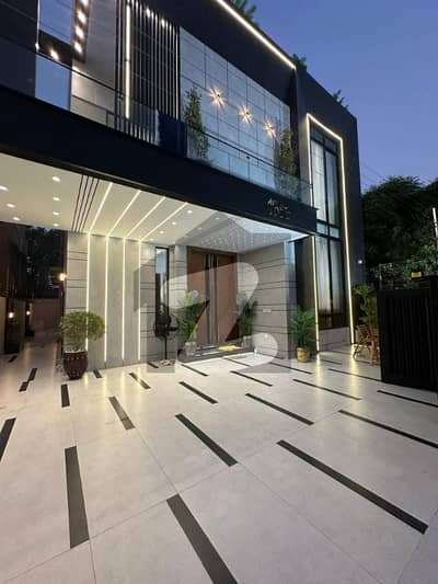 بحریہ ٹاؤن سیکٹر سی بحریہ ٹاؤن,لاہور میں 2 کمروں کا 10 مرلہ زیریں پورشن 69.0 ہزار میں کرایہ پر دستیاب ہے۔