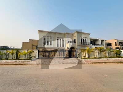 بحریہ ٹاؤن فیز 8 بحریہ ٹاؤن راولپنڈی,راولپنڈی میں 7 کمروں کا 2 کنال مکان 11.0 لاکھ میں کرایہ پر دستیاب ہے۔ بحریہ ٹاؤن فیز 8 بحریہ ٹاؤن راولپنڈی,راولپنڈی میں 7 کمروں کا 2 کنال مکان 11.0 لاکھ میں کرایہ پر دستیاب ہے۔