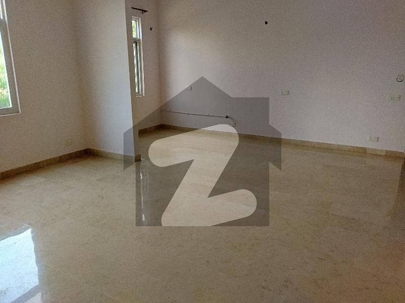 پی ای سی ایچ ایس جمشید ٹاؤن,کراچی میں 10 کمروں کا 1 کنال مکان 11.0 لاکھ میں کرایہ پر دستیاب ہے۔ پی ای سی ایچ ایس جمشید ٹاؤن,کراچی میں 10 کمروں کا 1 کنال مکان 11.0 لاکھ میں کرایہ پر دستیاب ہے۔