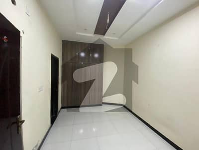 علی پارک کینٹ,لاہور میں 3 کمروں کا 3 مرلہ مکان 43.0 ہزار میں کرایہ پر دستیاب ہے۔