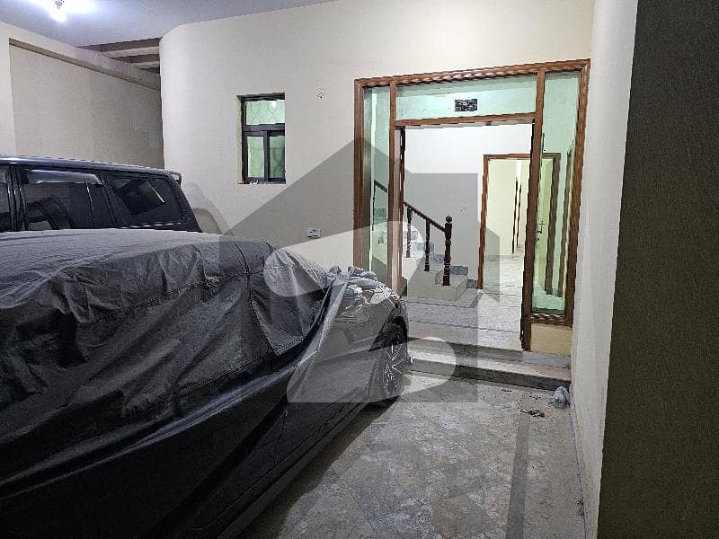 چکلالہ سکیم 3 چکلالہ سکیم,راولپنڈی میں 2 کمروں کا 10 مرلہ مکان 2.7 کروڑ میں برائے فروخت۔ چکلالہ سکیم 3 چکلالہ سکیم,راولپنڈی میں 2 کمروں کا 10 مرلہ مکان 2.7 کروڑ میں برائے فروخت۔