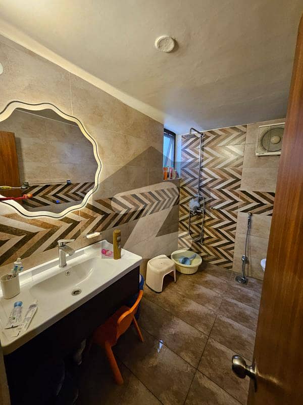 House Available For Sale ON D Block House Available For Sale ON D Block