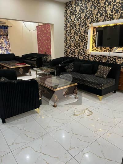 Best Location Flat Available for Suitable Rent