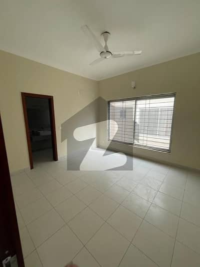 235sq Yard Villas At Precinct-31 Close To Gallery And Mosque Are Available FOR SALE 235sq Yard Villas At Precinct-31 Close To Gallery And Mosque Are Available FOR SALE