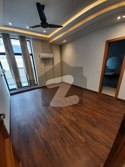 ایف ۔ 7 اسلام آباد میں 7 کمروں کا 1 کنال فلیٹ 15.0 لاکھ میں کرایہ پر دستیاب ہے۔