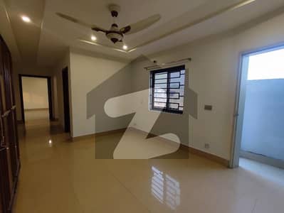 1 BED ROOM ATTACH BATH LOUNCH KITCHEN DRYING ROOM WOOD WORK