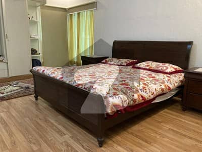 ONE KANAL BEAUTIFULL FURNISHED UPPER PORTION AVALIABLE FOR RENT IN DHA DEFANCE