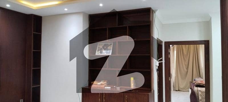 A Flat Of 1500 Square Feet In Rs. 180000 A Flat Of 1500 Square Feet In Rs. 180000