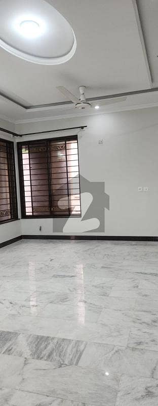 Upper Portion For Rent I-8/3, Near Kachnar Park