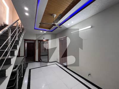 Beautiful 4 Marla (2540) Upper portion Available For Rent in G-13 Islamabad Beautiful 4 Marla (2540) Upper portion Available For Rent in G-13 Islamabad