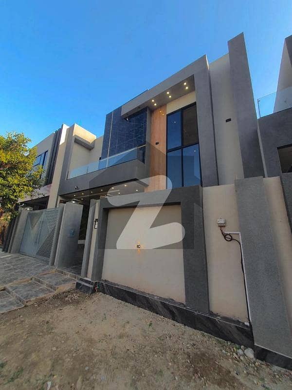 ریور گارڈن ہاوسنگ سکیم جی ٹی روڈ,گجرات میں 5 کمروں کا 10 مرلہ مکان 4.0 کروڑ میں برائے فروخت۔ ریور گارڈن ہاوسنگ سکیم جی ٹی روڈ,گجرات میں 5 کمروں کا 10 مرلہ مکان 4.0 کروڑ میں برائے فروخت۔