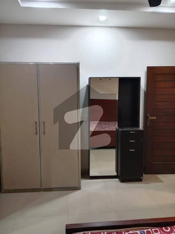 FURNISHED DOUBLE BED ROOMS AVAILABLE FOR RENT