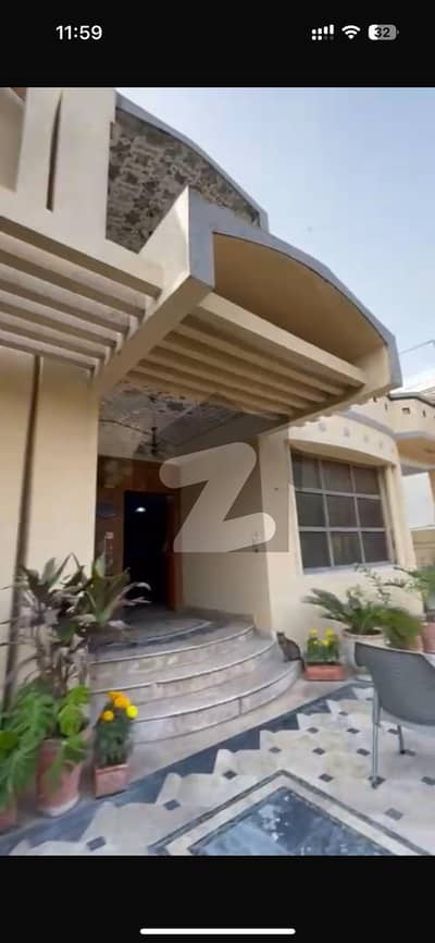 ایف ۔ 11/1 ایف ۔ 11,اسلام آباد میں 6 کمروں کا 1 کنال مکان 20.0 کروڑ میں برائے فروخت۔