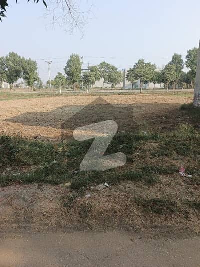 1 KANAL PLOT FOR SALE IN SADAT COLLEGE TOWN LAHORE