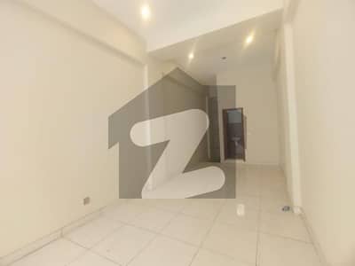 بدر کمرشل ایریا ڈی ایچ اے فیز 5,ڈی ایچ اے ڈیفینس,کراچی میں 2 مرلہ دکان 45.0 ہزار میں کرایہ پر دستیاب ہے۔