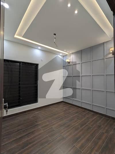 5 Marla Brand New Modern Design Lavish House For Sale In Lake City Lahore | For Discounted Price And Original Pictures Download The App "Signature Lands".