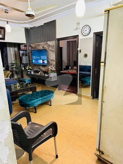 Flat For Sell In Gulistan-E-Jauhar Block 17 Flat For Sell In Gulistan-E-Jauhar Block 17