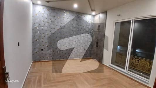 ایڈن آچرڈ فیصل آباد میں 3 کمروں کا 5 مرلہ مکان 2.1 کروڑ میں برائے فروخت۔