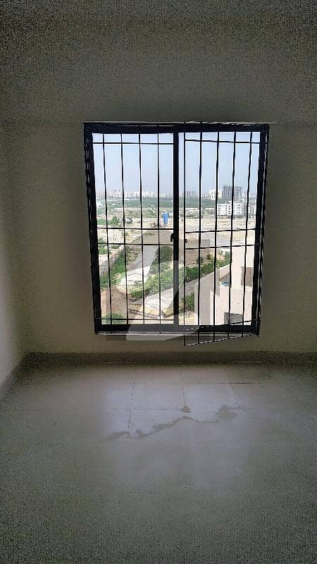 Maid Room Compound Facing Apartment