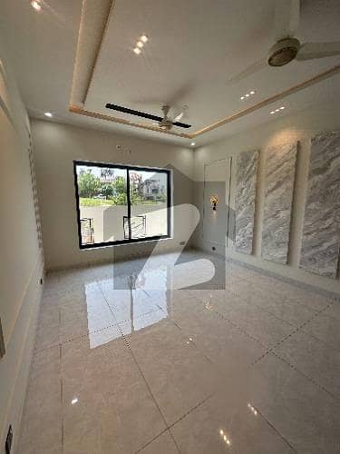 10 Marla House For Sale In Zaraj Housing Scheme Islamabad Opposites Giga Mall Dha 2