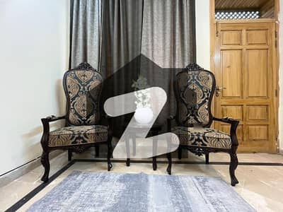 ای ۔ 11 اسلام آباد میں 3 کمروں کا 7 مرلہ بالائی پورشن 1.4 لاکھ میں کرایہ پر دستیاب ہے۔