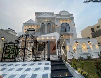 سٹی ہاؤسنگ سوسائٹی گوجرانوالہ میں 7 کمروں کا 10 مرلہ مکان 4.4 کروڑ میں برائے فروخت۔ سٹی ہاؤسنگ سوسائٹی گوجرانوالہ میں 7 کمروں کا 10 مرلہ مکان 4.4 کروڑ میں برائے فروخت۔