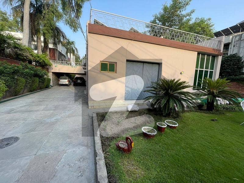 Garden town 1.5 kanal house