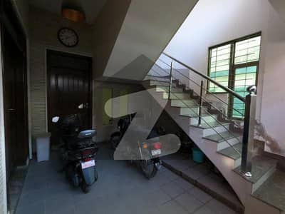 مدراس کوآپریٹو ہاؤسنگ سوسائٹی سکیم 33 - سیکٹر 17-اے,سکیم 33,کراچی میں 5 کمروں کا 5 مرلہ مکان 4.1 کروڑ میں برائے فروخت۔ مدراس کوآپریٹو ہاؤسنگ سوسائٹی سکیم 33 - سیکٹر 17-اے,سکیم 33,کراچی میں 5 کمروں کا 5 مرلہ مکان 4.1 کروڑ میں برائے فروخت۔