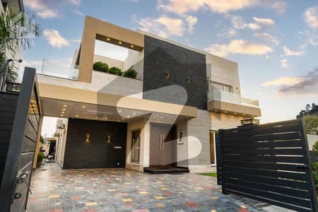 ڈی ایچ اے فیز 7 ڈیفنس (ڈی ایچ اے),لاہور میں 5 کمروں کا 1 کنال مکان 6.45 کروڑ میں برائے فروخت۔ ڈی ایچ اے فیز 7 ڈیفنس (ڈی ایچ اے),لاہور میں 5 کمروں کا 1 کنال مکان 6.45 کروڑ میں برائے فروخت۔