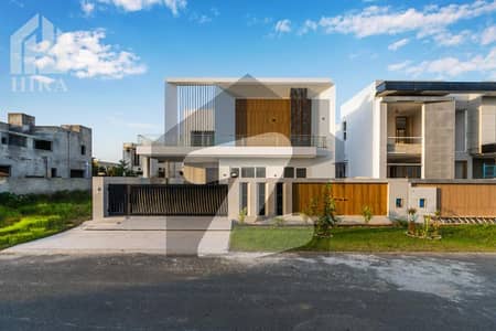 OWNER VERY NEEDY ONE KANAL ULTRA MOLDERN LUXURY HOUSE FOR SALE AT VERY HOT LOCATION NEAR RAYA GOLF CLUB OWNER VERY NEEDY ONE KANAL ULTRA MOLDERN LUXURY HOUSE FOR SALE AT VERY HOT LOCATION NEAR RAYA GOLF CLUB