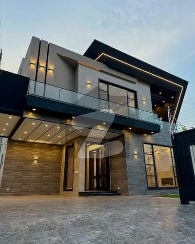 ڈی ایچ اے فیز 7 ڈیفنس (ڈی ایچ اے),لاہور میں 5 کمروں کا 1 کنال مکان 8.75 کروڑ میں برائے فروخت۔ ڈی ایچ اے فیز 7 ڈیفنس (ڈی ایچ اے),لاہور میں 5 کمروں کا 1 کنال مکان 8.75 کروڑ میں برائے فروخت۔