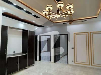 فضائیہ ہاؤسنگ سکیم فیز 1 فضائیہ ہاؤسنگ سکیم,لاہور میں 5 کمروں کا 10 مرلہ مکان 1.45 لاکھ میں کرایہ پر دستیاب ہے۔ فضائیہ ہاؤسنگ سکیم فیز 1 فضائیہ ہاؤسنگ سکیم,لاہور میں 5 کمروں کا 10 مرلہ مکان 1.45 لاکھ میں کرایہ پر دستیاب ہے۔