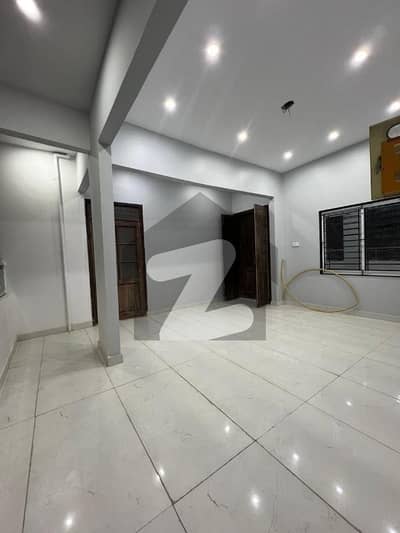Prime Location 225 Square Yards Flat In Karachi Is Available For Sale