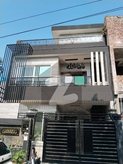 الحفیظ گارڈن - فیز 2 مین کینال بینک روڈ,لاہور میں 4 کمروں کا 5 مرلہ مکان 2.2 کروڑ میں برائے فروخت۔ الحفیظ گارڈن - فیز 2 مین کینال بینک روڈ,لاہور میں 4 کمروں کا 5 مرلہ مکان 2.2 کروڑ میں برائے فروخت۔