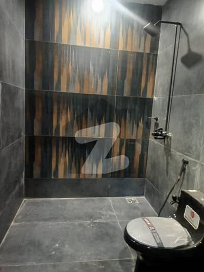 ڈی ایچ اے 11 رہبر فیز 1 ڈی ایچ اے 11 رہبر,لاہور میں 2 کمروں کا 8 مرلہ بالائی پورشن 65.0 ہزار میں کرایہ پر دستیاب ہے۔