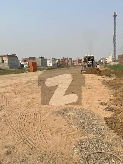 Immediate Possession! 3.5 Marla Plot on Easy 2-Year Installments