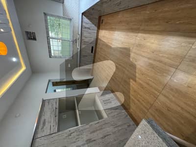 ٹاپ سٹی 1 - بلاک سی ٹاپ سٹی 1,اسلام آباد میں 7 کمروں کا 1 کنال مکان 7.4 کروڑ میں برائے فروخت۔