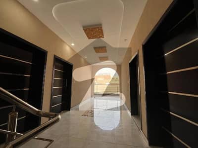 شالیمار لنک روڈ لاہور میں 2 کمروں کا 3 مرلہ فلیٹ 75.0 لاکھ میں برائے فروخت۔