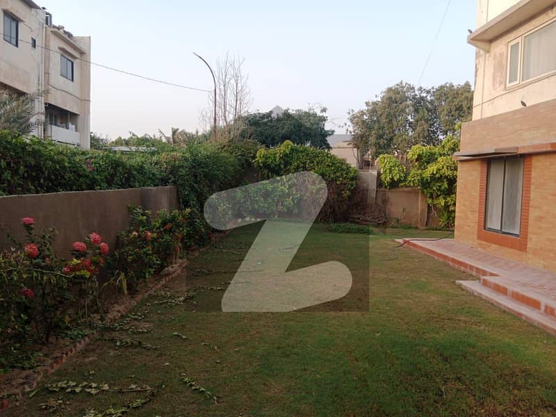 Ground Floor Seaview Apartment for rent