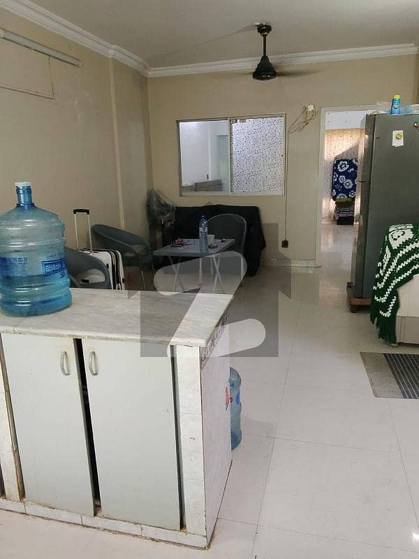 کلفٹن ۔ بلاک 2 کلفٹن,کراچی میں 3 کمروں کا 6 مرلہ فلیٹ 1.0 لاکھ میں کرایہ پر دستیاب ہے۔ کلفٹن ۔ بلاک 2 کلفٹن,کراچی میں 3 کمروں کا 6 مرلہ فلیٹ 1.0 لاکھ میں کرایہ پر دستیاب ہے۔