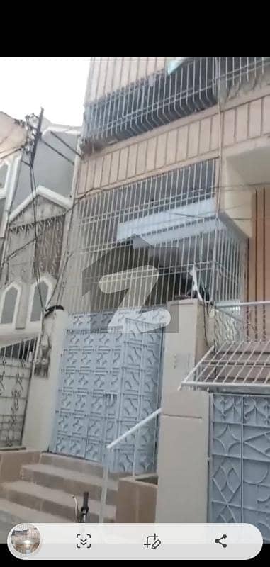 بفر زون سیکٹر 15-A / 3 بفر زون,نارتھ کراچی,کراچی میں 6 کمروں کا 5 مرلہ مکان 3.25 کروڑ میں برائے فروخت۔