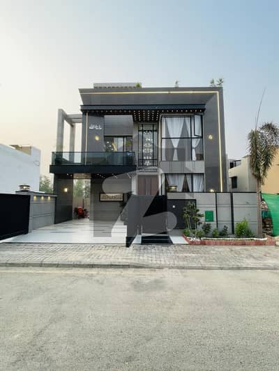 10 Marla House For Sale In Jasmine Block Bahria Town Lahore