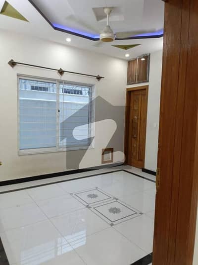 upper portion for rent in ideal location of Islamabad g-13